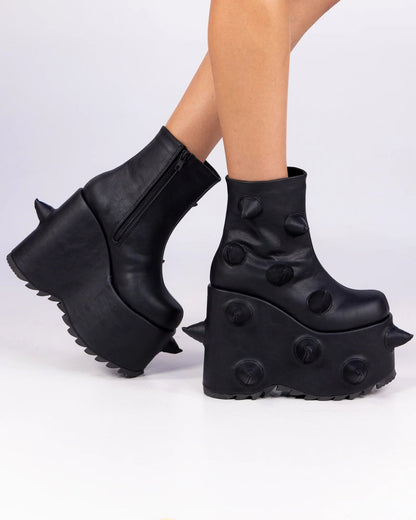 Demonia Slay Spike Women's Matte Black Platform Boots - InstaWOW Shop