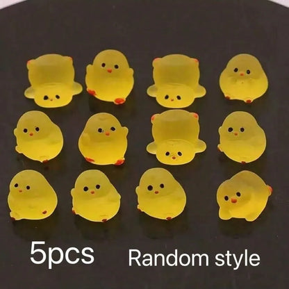 Mini Glow-in-the-Dark Chicks (5pcs)