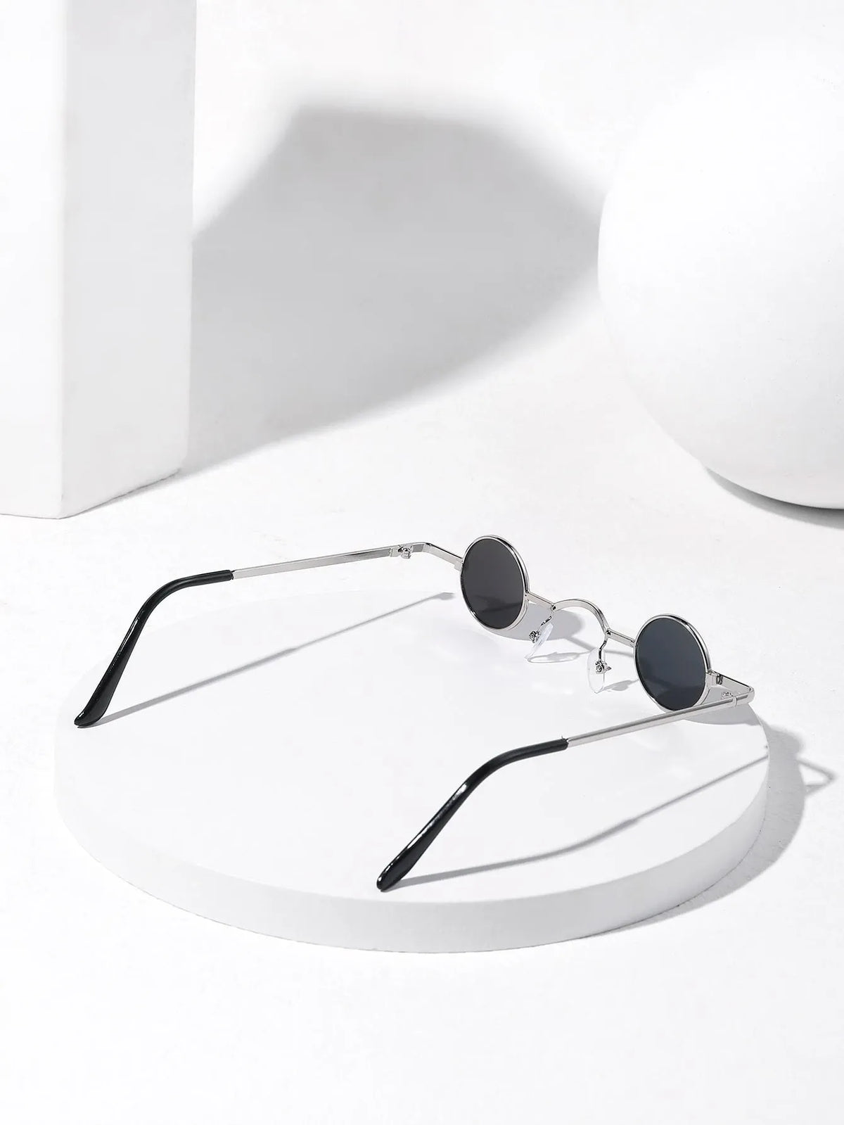 Retro Mini Round Glasses