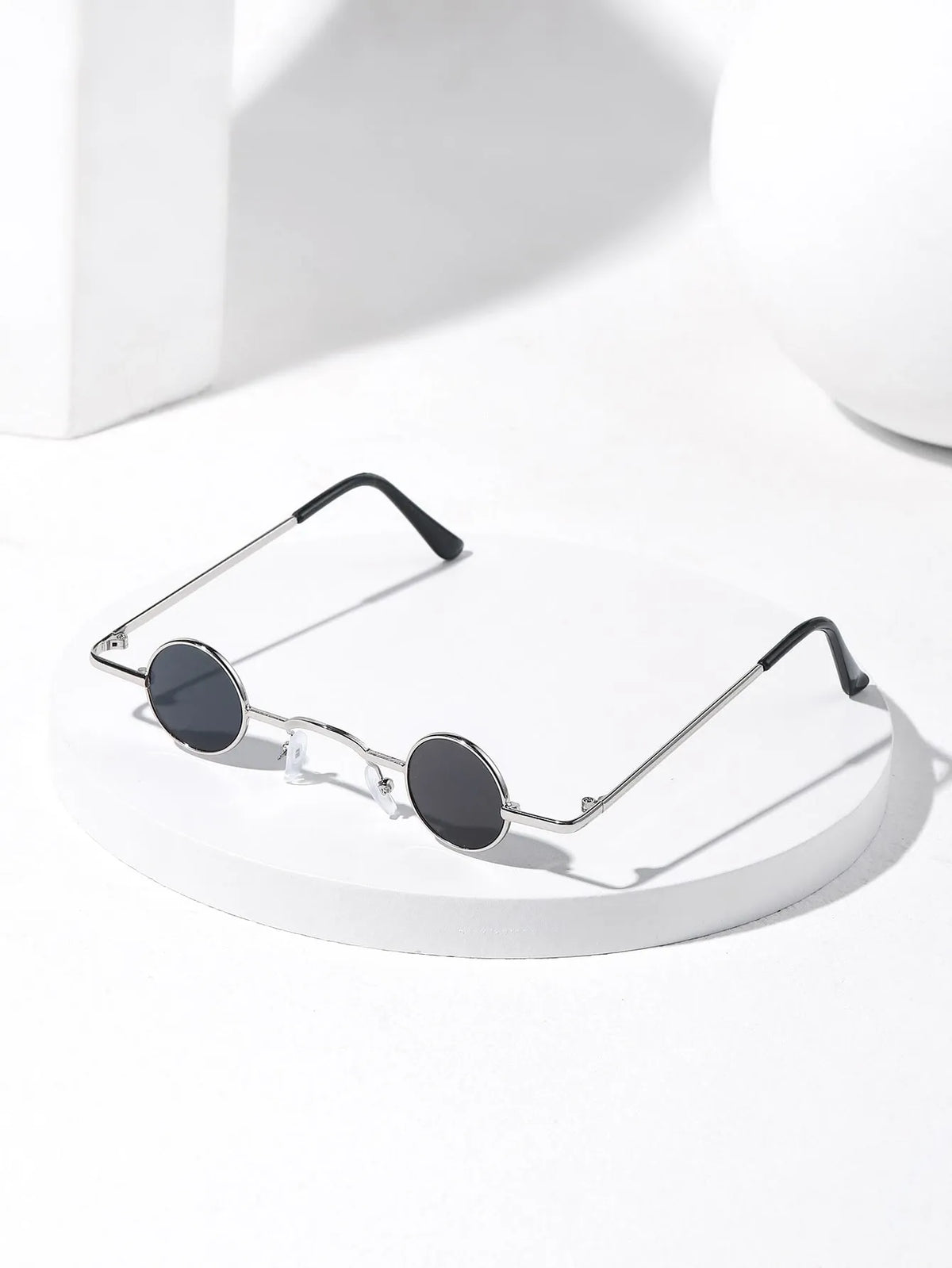 Retro Mini Round Glasses
