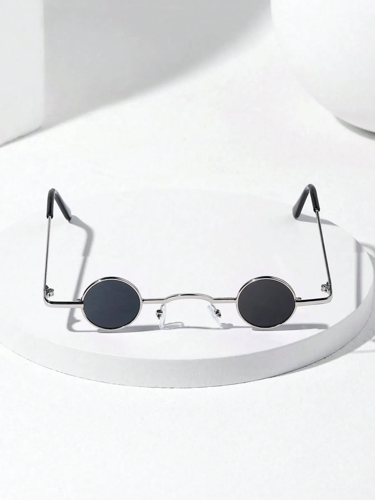 Retro Mini Round Glasses