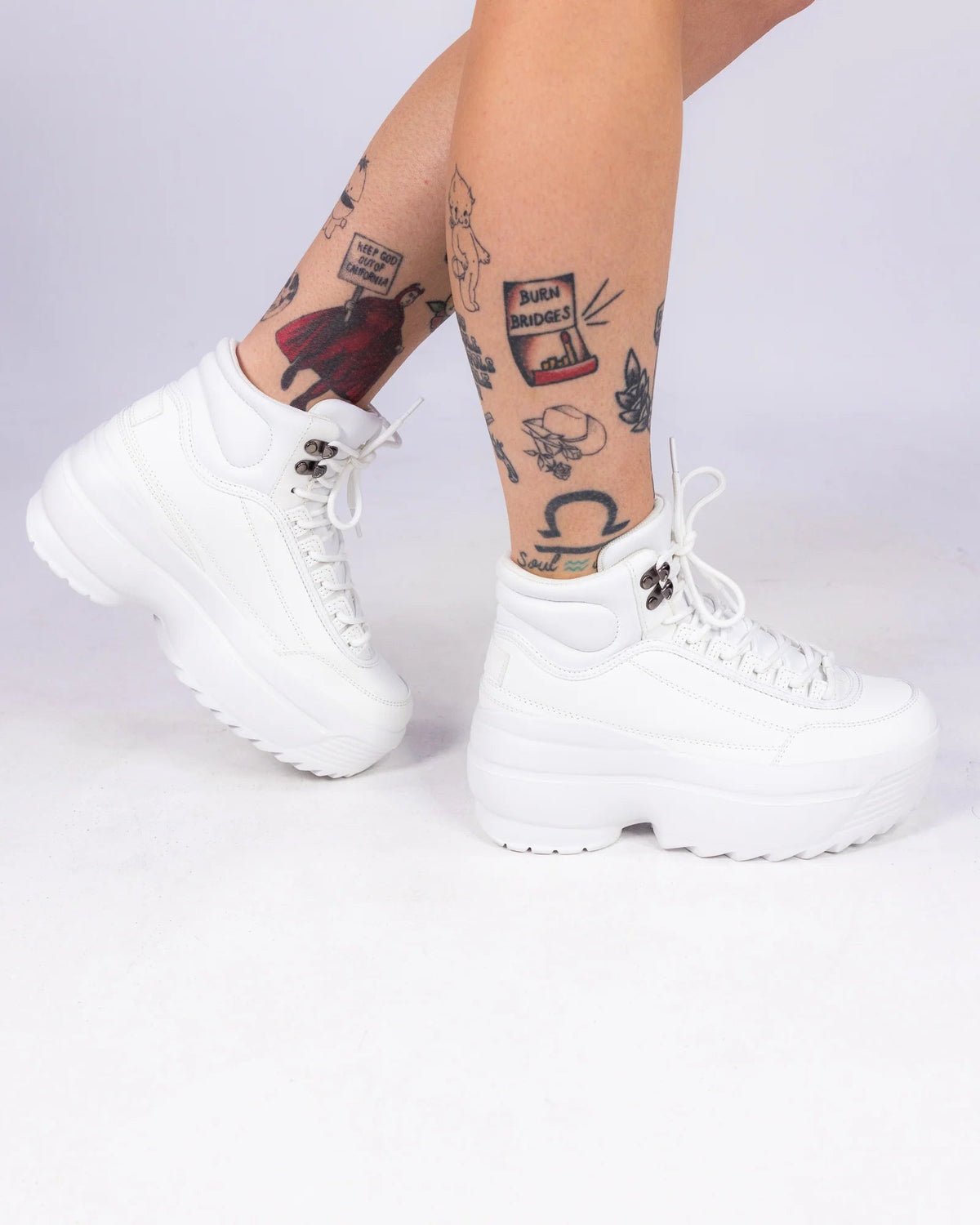 White High Livin' Women's Hi Top Sneakers - InstaWOW Shop