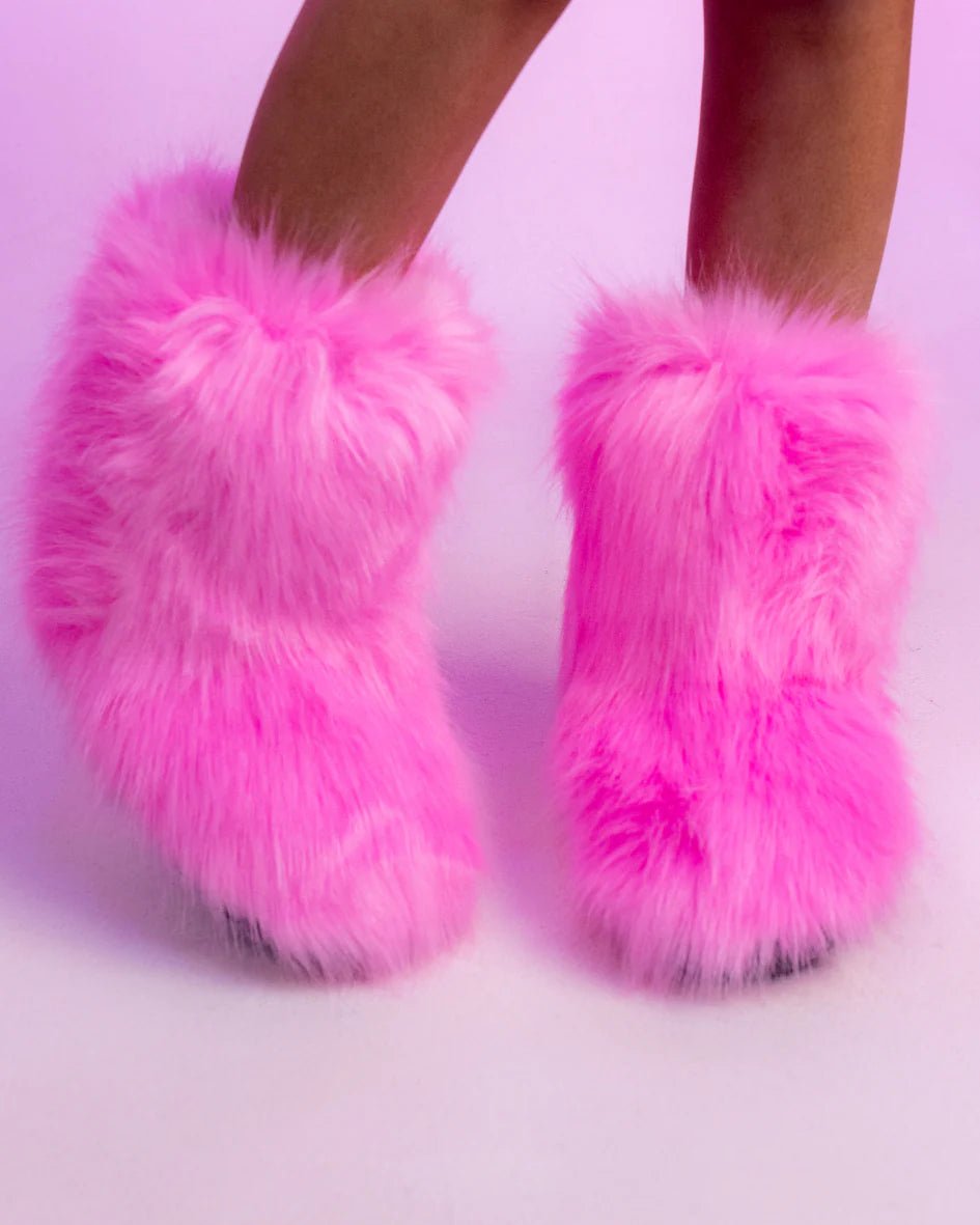 Women's Baby Pink Boots With The Fur - InstaWOW Shop