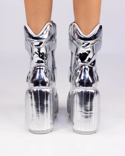 YRU Dune Moto Lo Women's Silver Chrome Boots - InstaWOW Shop
